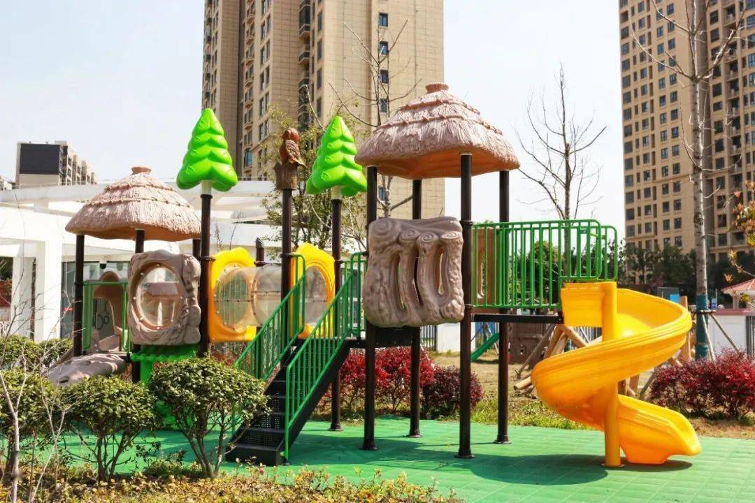 悦丰幼儿园是张家港市教育局直属幼儿园,位于杨舍镇国泰中路26号.