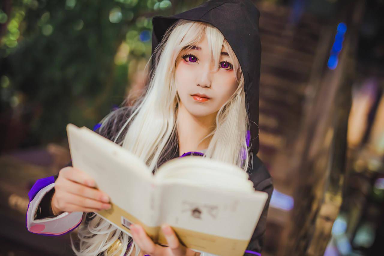 从零开始的魔法书零cosplay