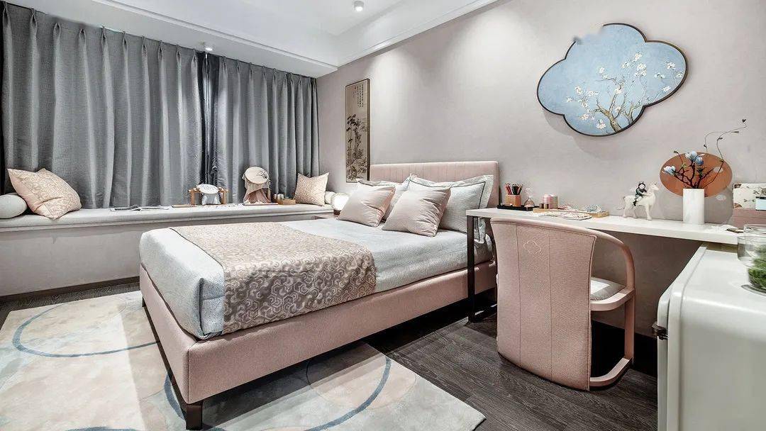 地名办核准名/备案名为"建金名苑";开发公司为:"上海益坤房地产开发