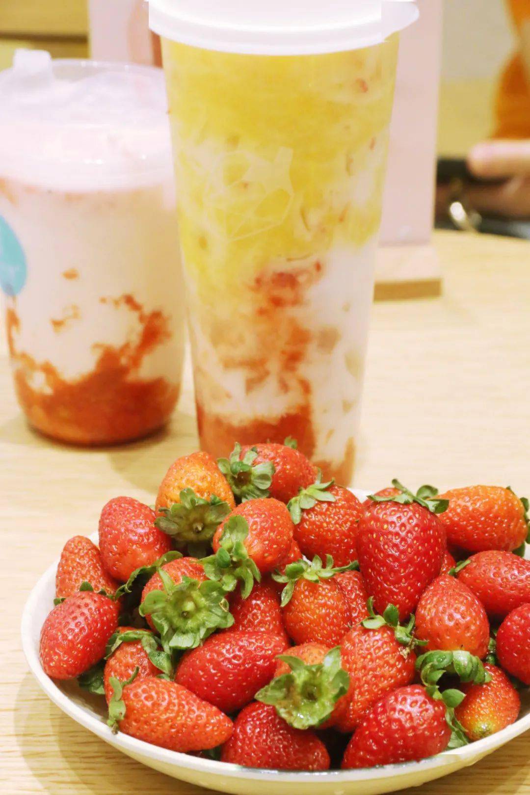 莓莓芒芒 18元/中杯 21元/大杯