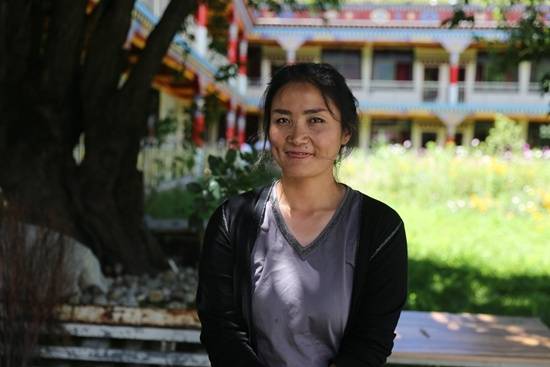 林芝吞白村:巧打风景牌 致富有信心