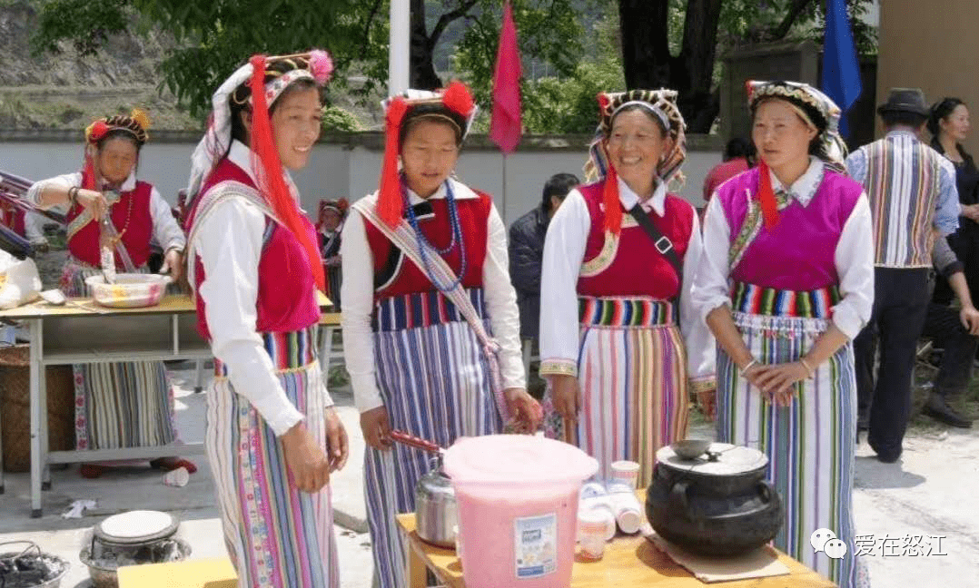 身为怒江人的你，对贡山怒族服饰文化了解多少？_妇女