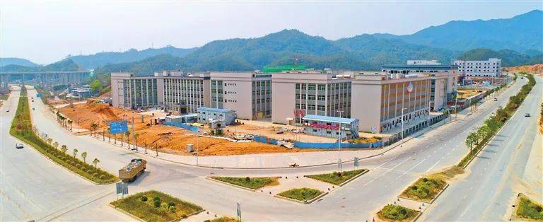 除了开辟蓝塘产业新城这一工业新战场,紫金紧抓紫城工业园建设和招商