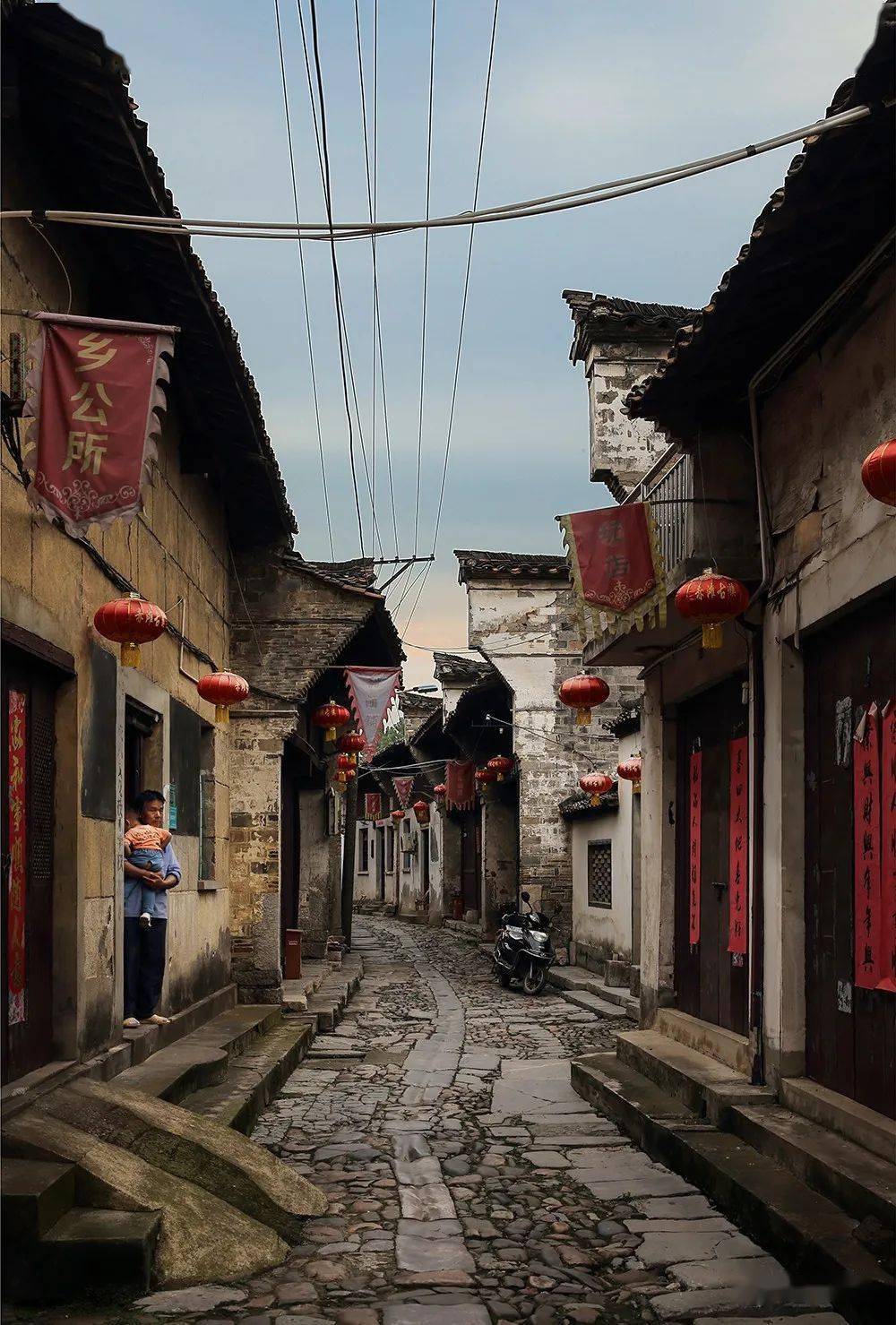 赤滩古镇寂寞的老街