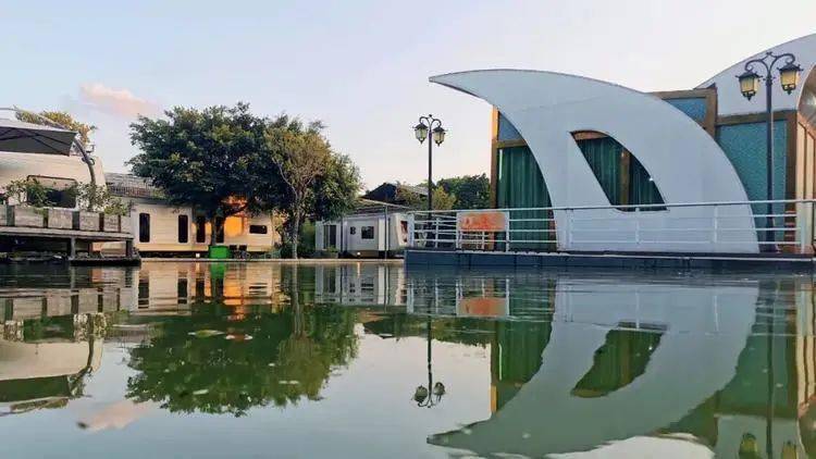 399元入住紫泥堂房车畅游网红训练馆打卡艺术小镇