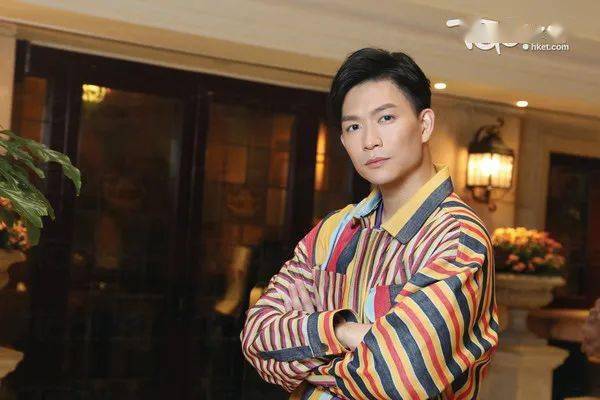 周志康愿由太太掌管财政大权佛系爸爸不催谷女儿拔苗助长令孩子辛苦