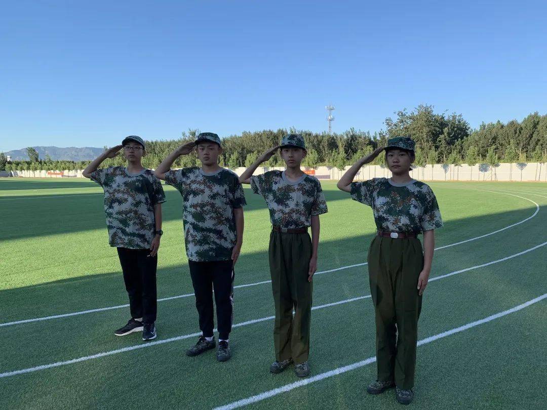 纸短情长诉说思念石家庄一中西山学校高一年级军训纪实五
