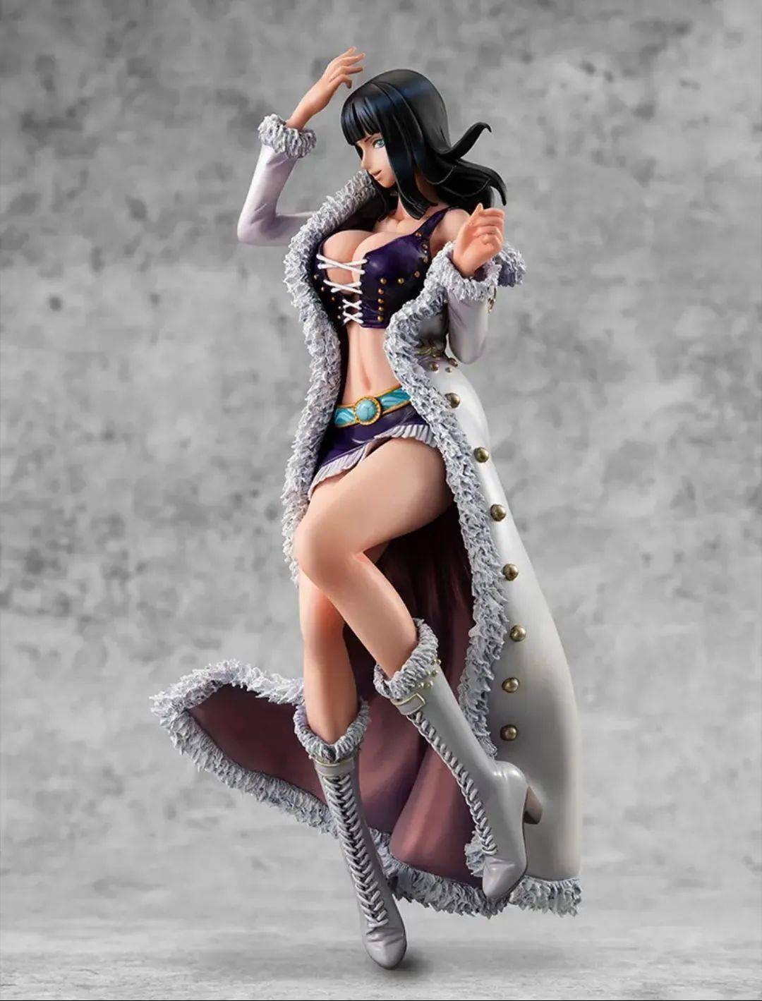 pop俩年前罗宾手办欣赏