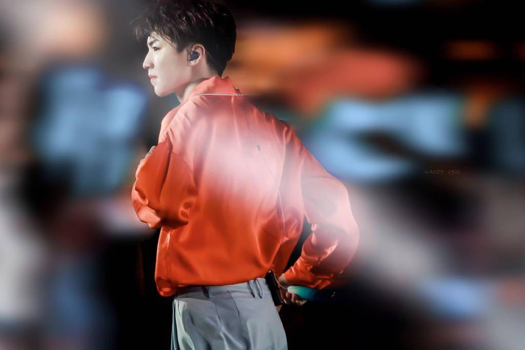 王俊凯奔跑图合集会有更多爱意向你奔涌而来