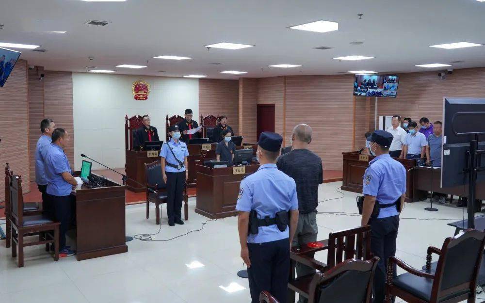 德州12人恶势力犯罪集团案件一审公开宣判!_小东