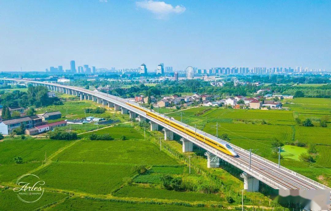 关注宝应高铁时速350公里的黄医生来了