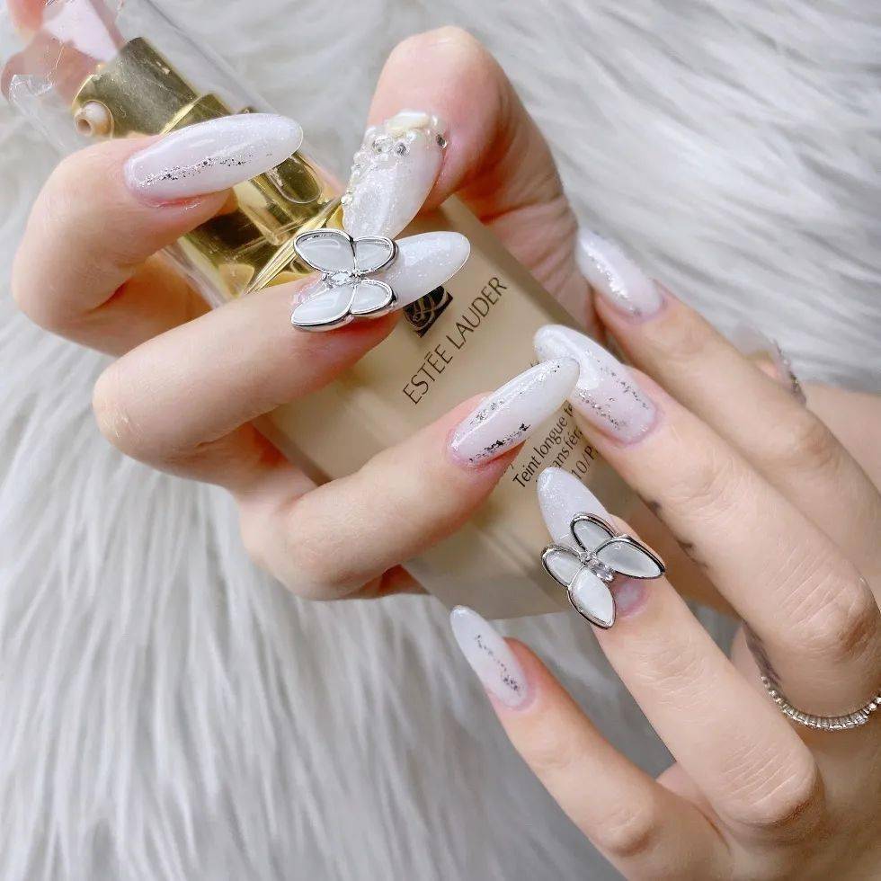 这4款婚甲今年最流行!