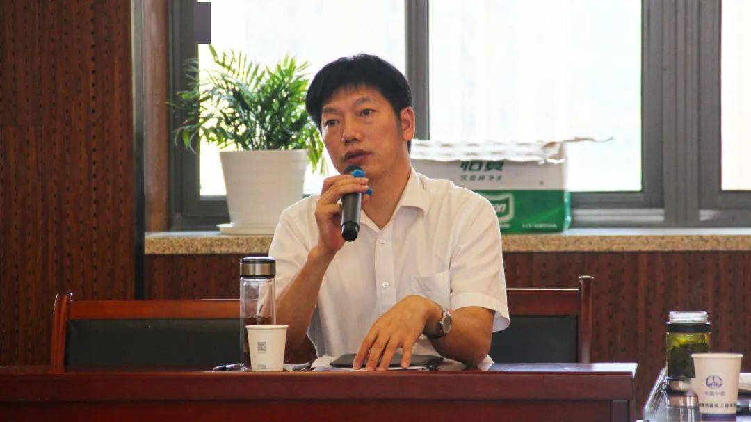 钱立志讲授《投标实操案例解读》公司副总经济师兼经营开发部部长赵家