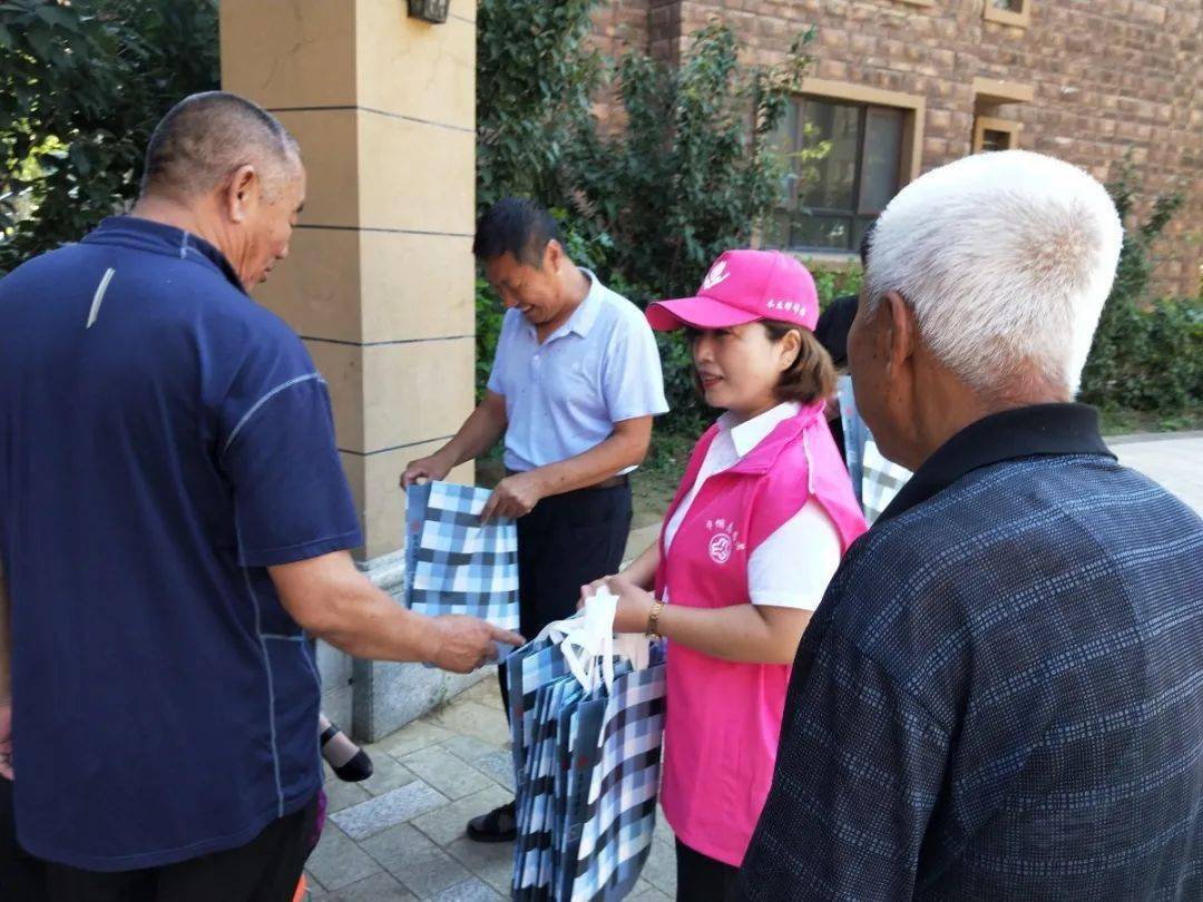 动态葫芦岛市四级妇联干部带头走进千家万户志愿服务市民文明素质提升
