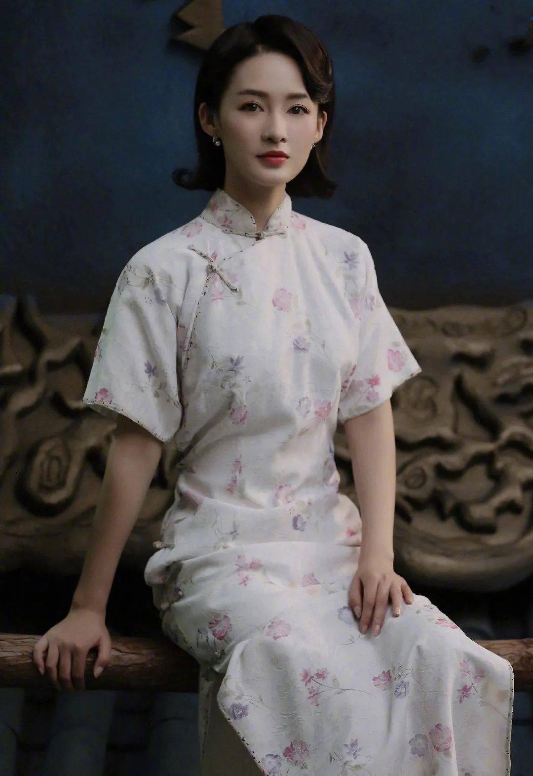 李沁的林徽因也是一绝真真贵气天成的大小姐刘亦菲在《金粉世家》里的