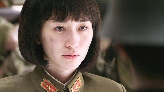 激战关颖主动调到紫金山不想汉杰态度冷淡丝毫不提感情