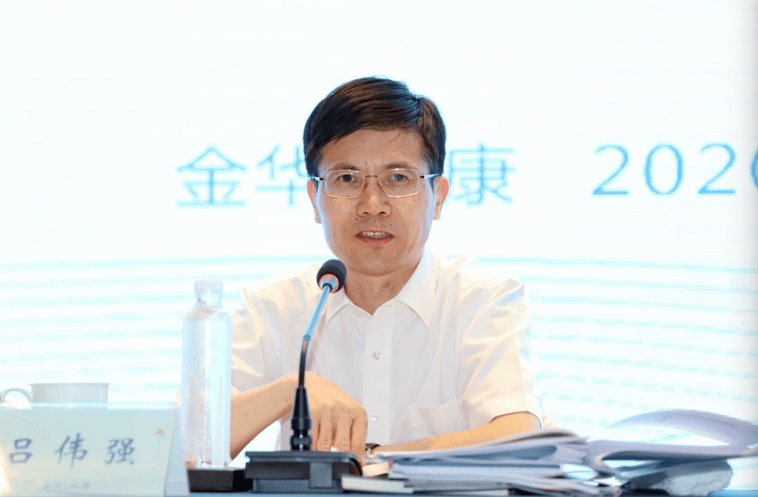 吕伟强充分肯定我市抓实新时代文明实践中心(所,站)和农村文化礼堂