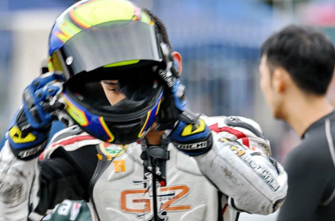 青春的故事第一篇李承远