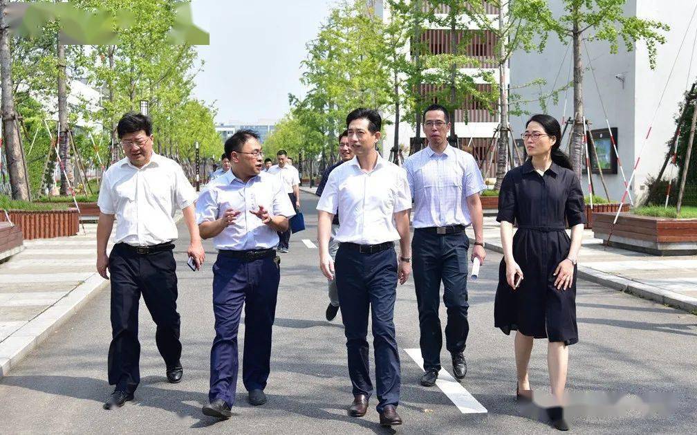 在第36个教师节即将来临之际,9日上午,绍兴市委副书记陈澄,市政府副