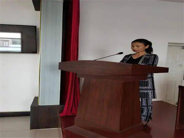 榆树市泗河镇城顺村召开"美丽庭院,干净人家"表彰大会