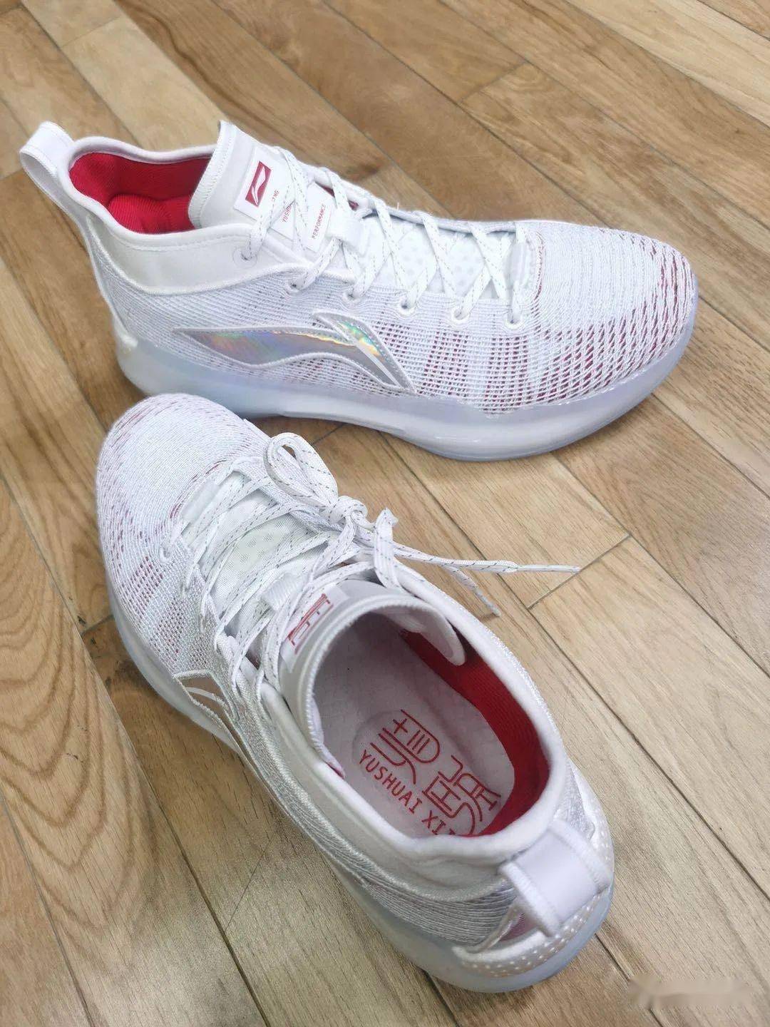 盛京亚新丨9月12日限量发售李宁驭帅xiii42low