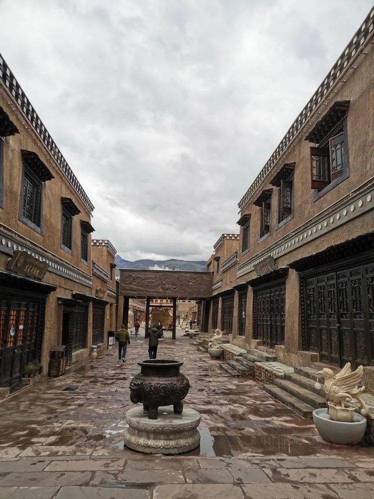 驴行印记反骑317川藏线d13甘孜镇休整一天