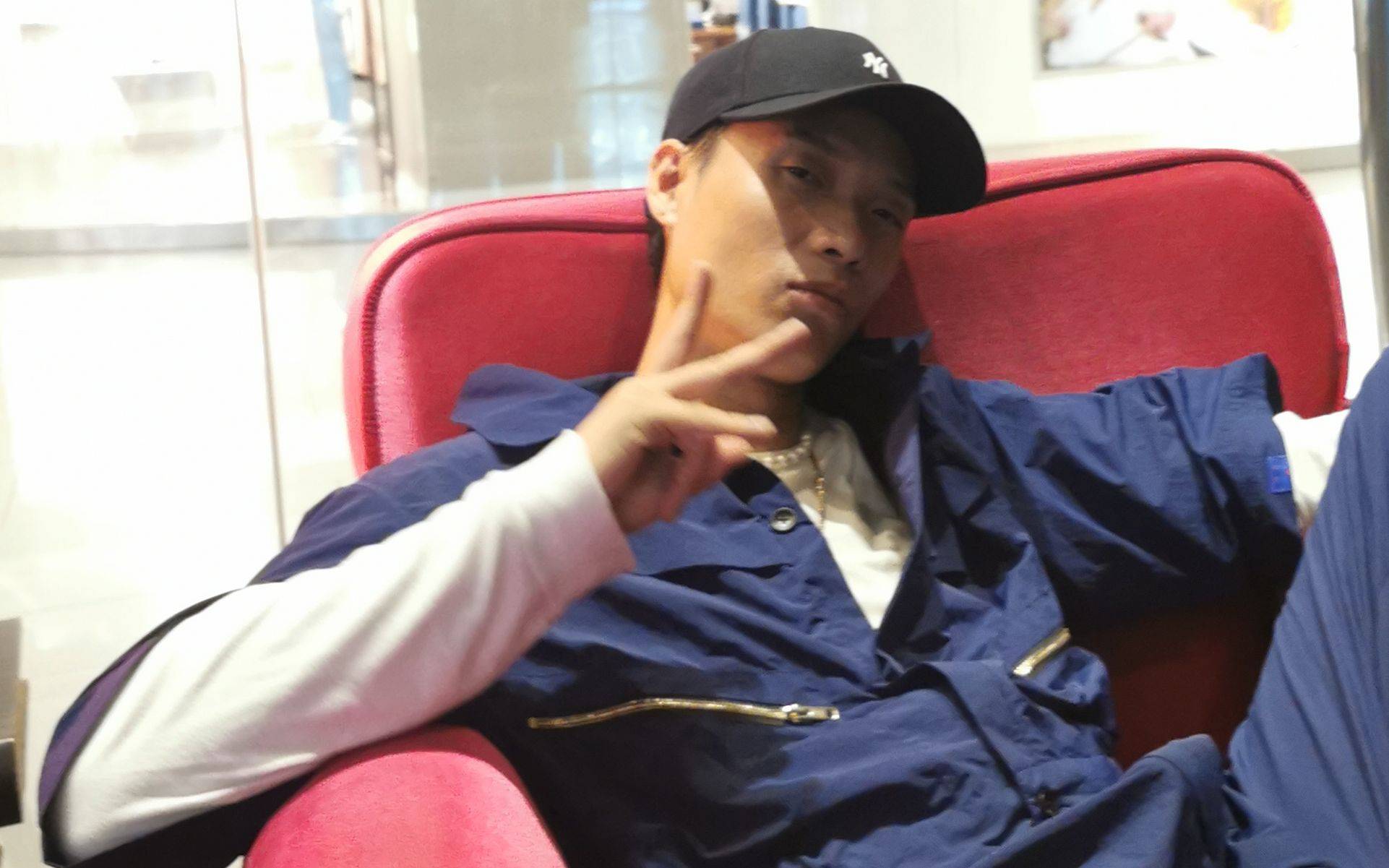 世界街舞Locking之王肖杰：没人讨厌岂不是很没意思丨专访-搜狐大视野-搜狐新闻