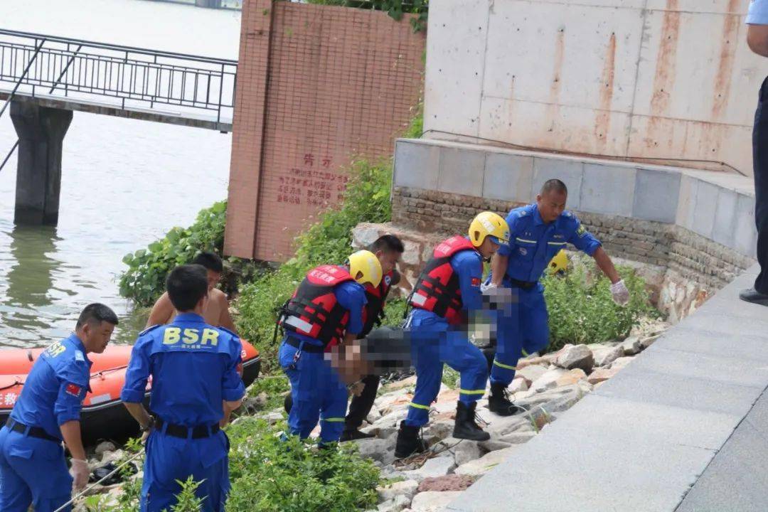 河源一年轻男子为救2名轻生女子,溺水身亡!