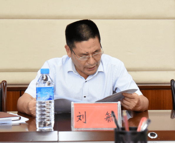 领导小组成员,县委办主任周小军,县委巡察组组长刘毓,副组长朱文斌