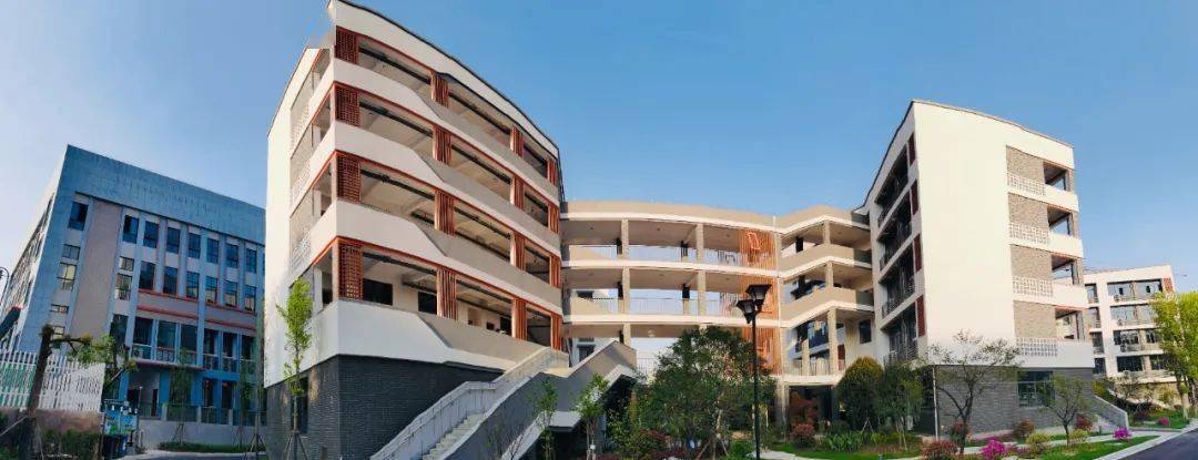 教育提质突出贡献集体丽水中学学院附中丽水二中市实验学校