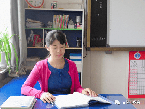 领军型优秀党员教师桦甸市第一实验小学李明霞