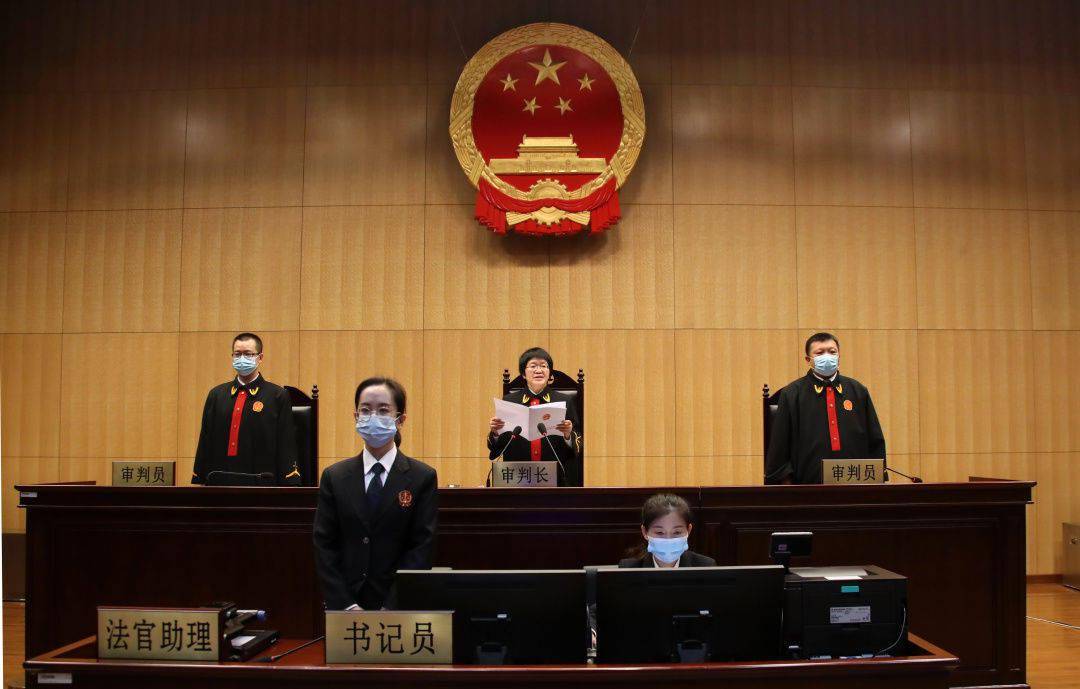 北京二中院对石凤刚等人黑社会性质组织犯罪案件作出一审宣判