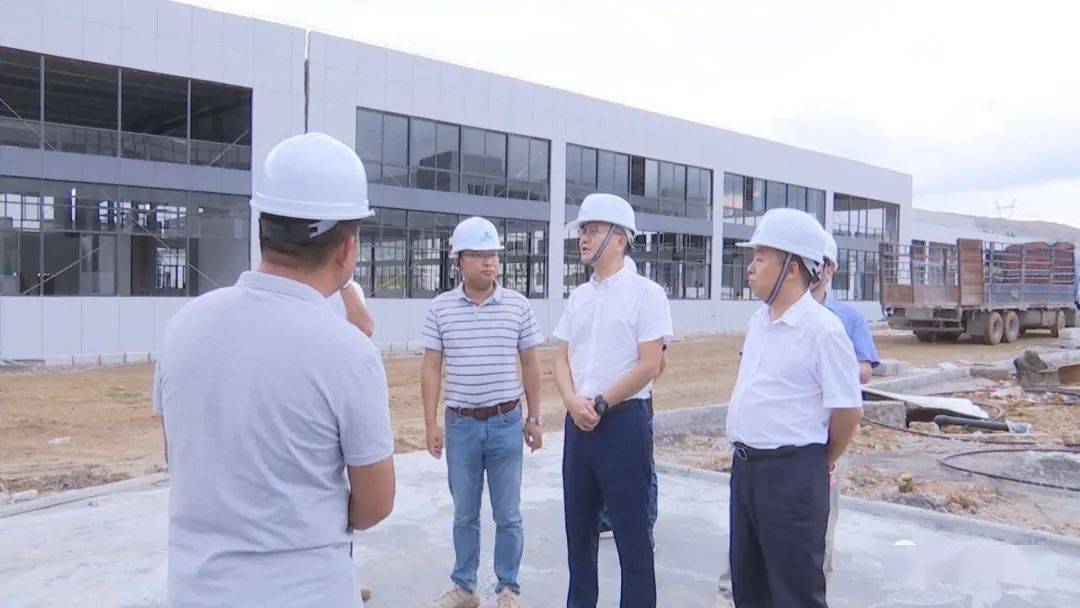 田宾到安龙督导脱贫攻坚及东西部扶贫协作项目推进情况