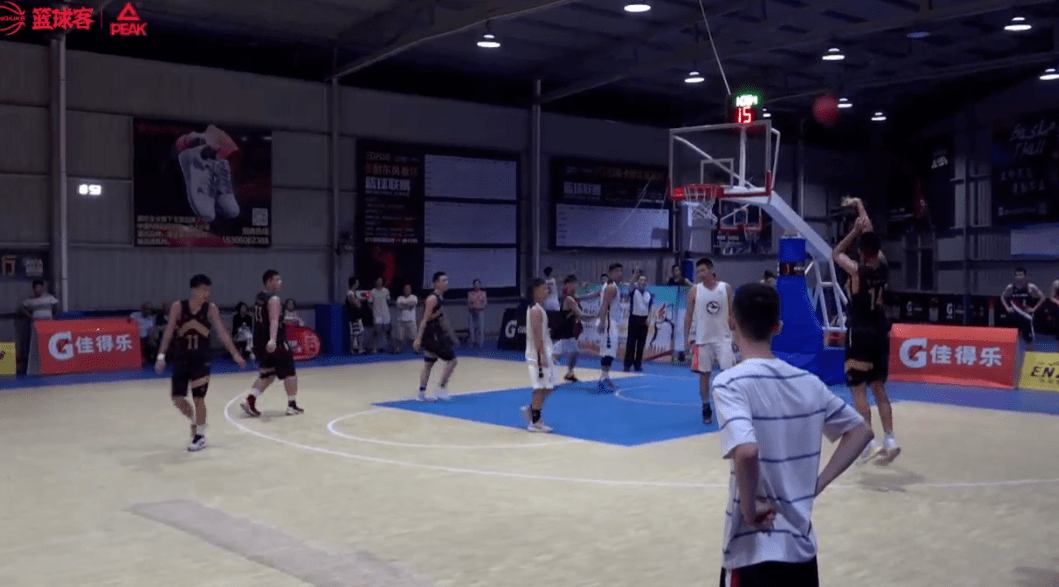 卡耐尔风暴大神黄清彬18分13板更兼容红领鲸数据多点开花力克濠浦联队