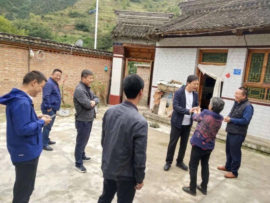 苏合动态市委常委副市长王保岚到苏合镇调研指导脱贫攻坚暨灾后恢复