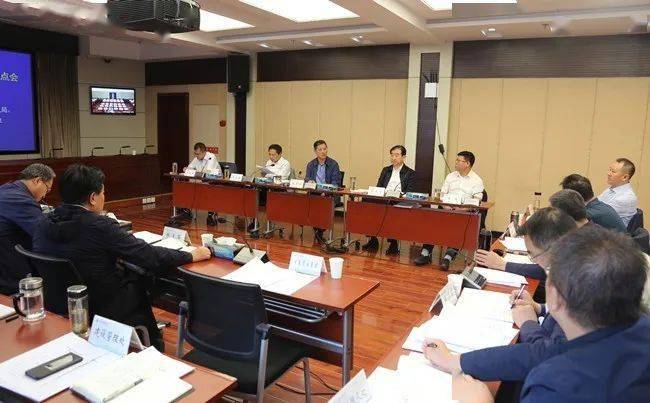 书记主持会议,霍卫平厅长,在家厅领导吴天临,牛军,齐永强,贾文平,郭海