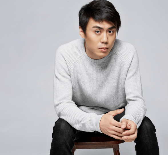 26)张腾饰 赵觉民代表作:《爱在无爱城》《奥赛罗》《我是余欢水》