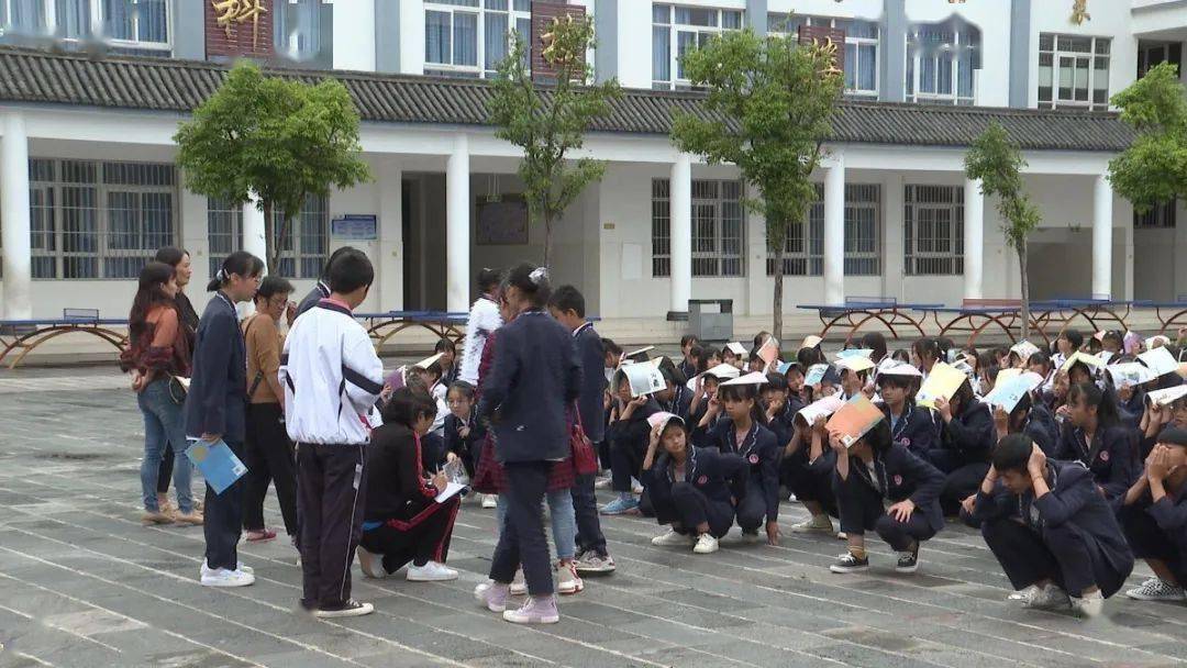 文华中学举行纪念"九·一八"防空应急疏散演练活动_手机搜狐网
