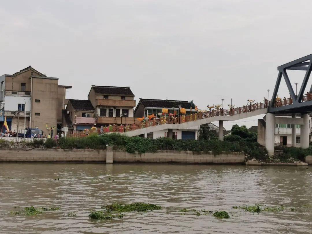 每年的阴历七月三十日,溧阳别桥河灯会来啦!