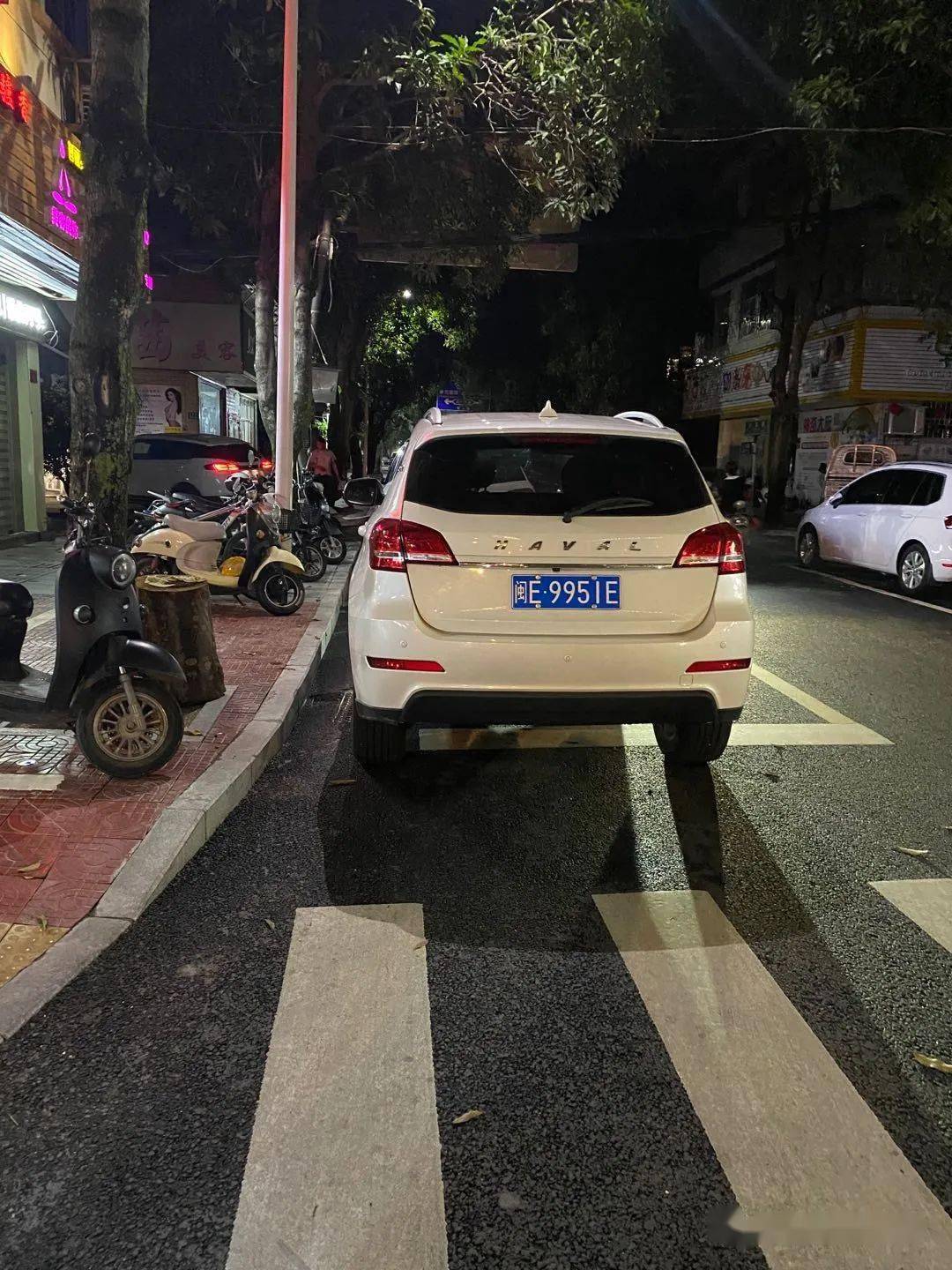 地址文昌路车牌闽e9951e车主郑*灵地址锦江路车牌闽ed02889车主