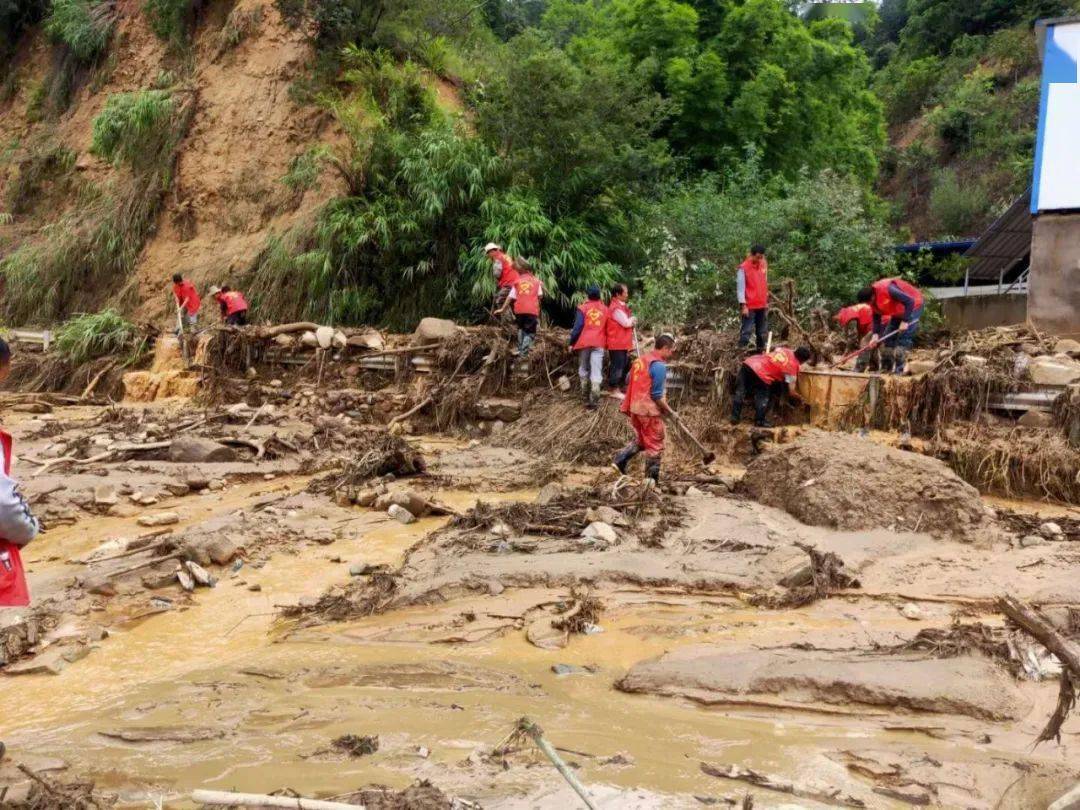 會理髮生群發性泥石流地質災害 130人緊急撤離