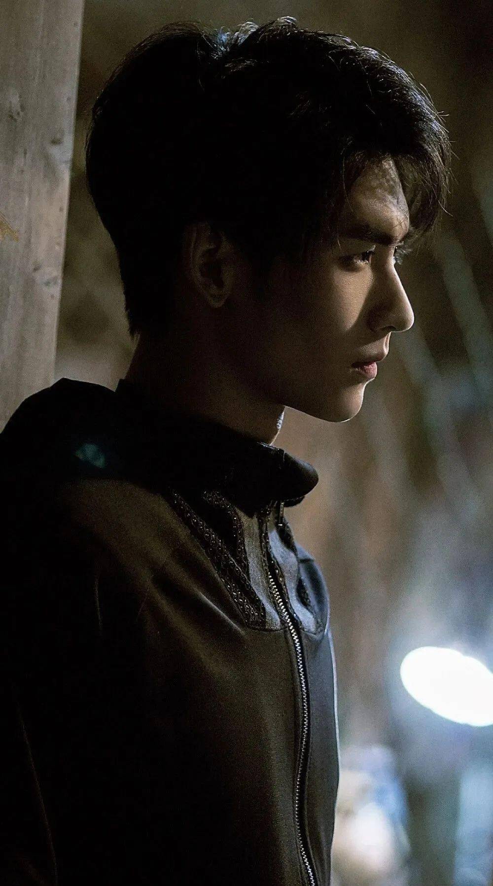 手机壁纸重启之极海听雷张起灵刘丧