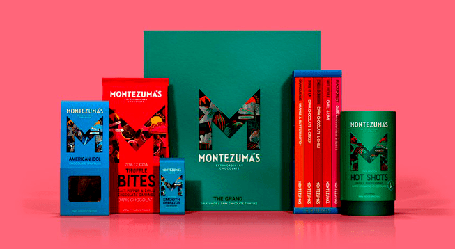 刻画出了奇妙的异国风味世界英式幽默的设计手法以古怪的大m字母为主