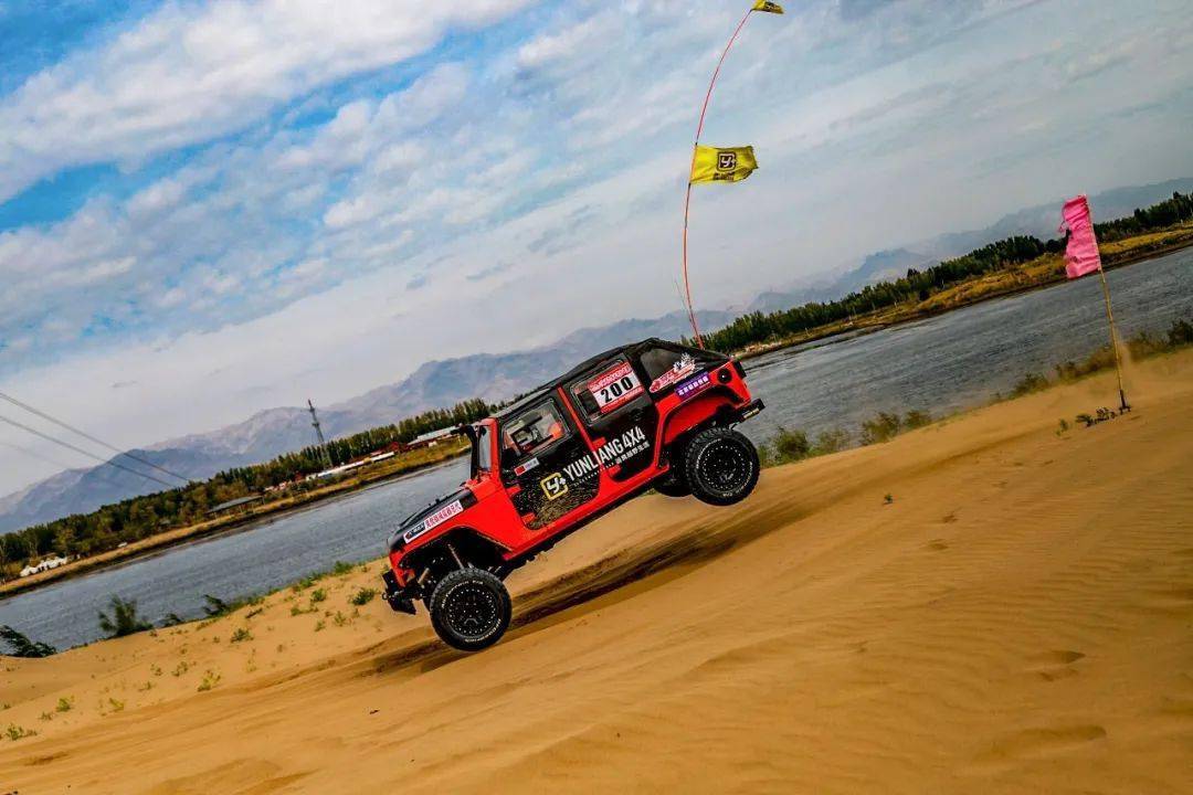 组图王国兵李润圃唐山运良携手kman竞技版减震器谱写新格局