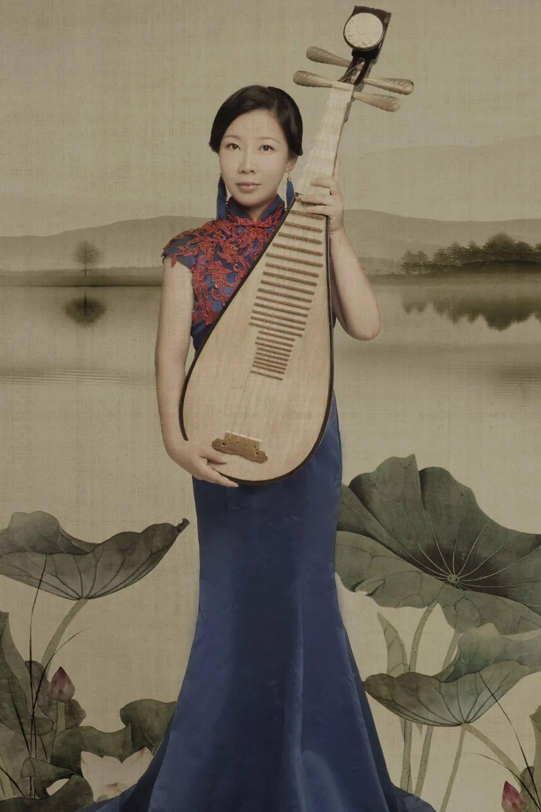 殷茵湖南民族乐团琵琶首席,青年琵琶演奏家,湖南省琵琶协会理事,湖南