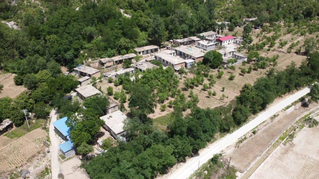 老照片里寻乡愁阜平搬迁村航拍照片系列之城南庄