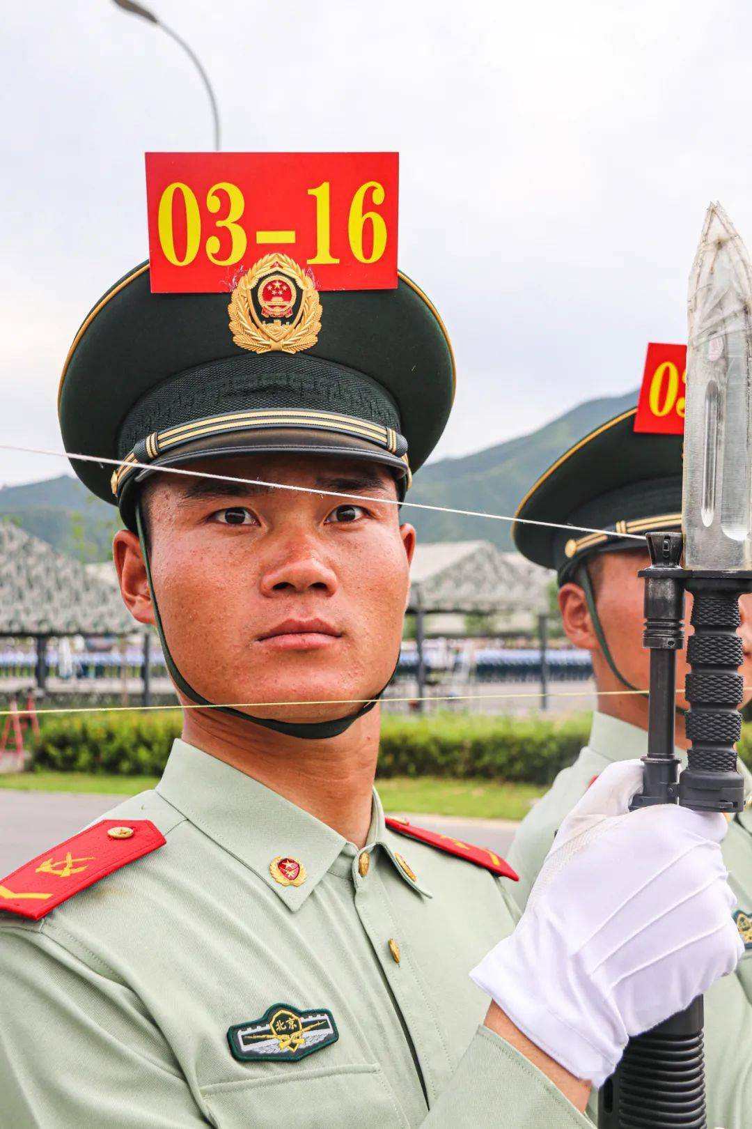 排长初来乍到 班长送来锦囊