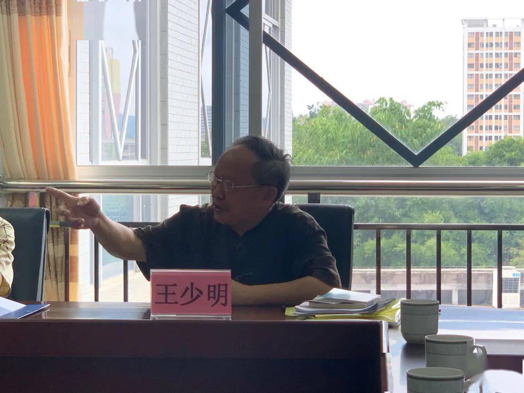 省文旅厅非遗处领导率领专家到封开调研省级非遗代表性