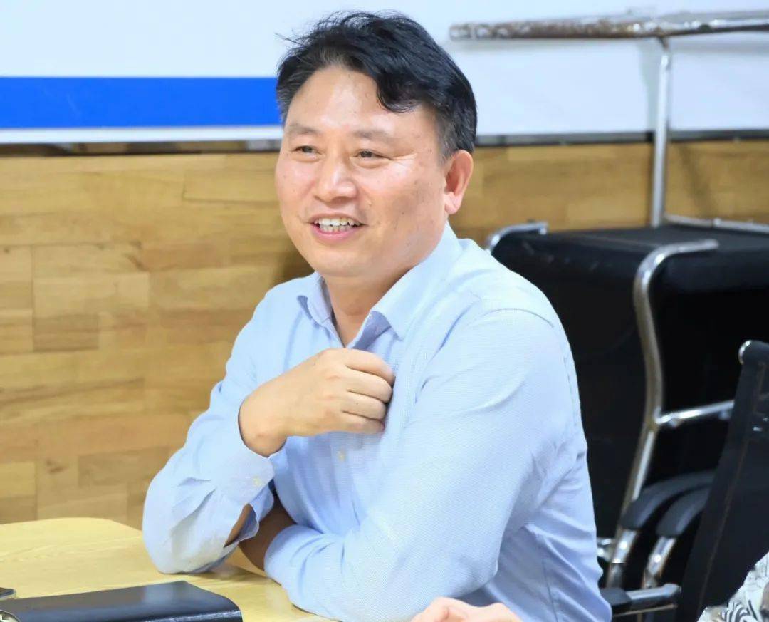 株洲景炎学校一行来我校访问交流