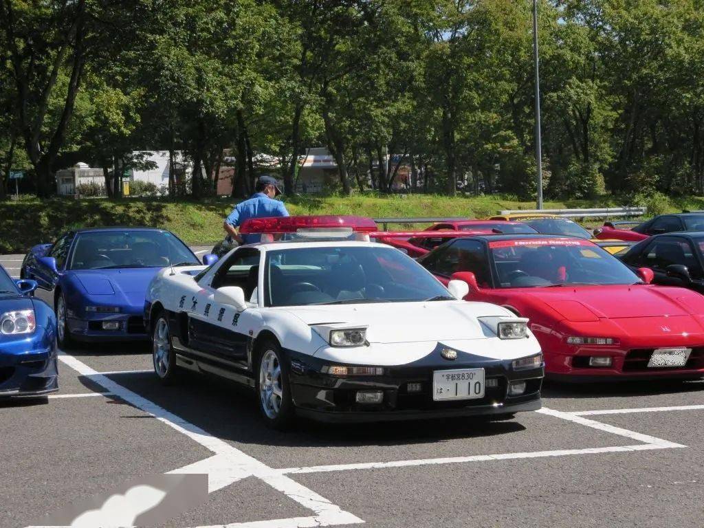 阿sir警车保时捷